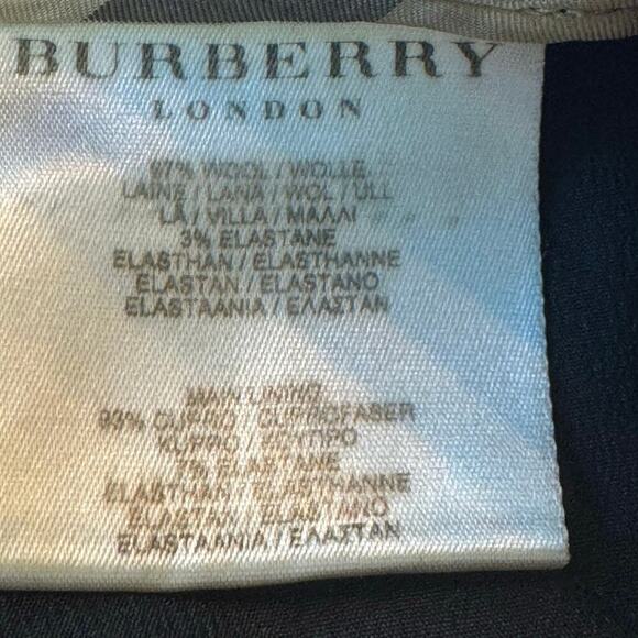 BURBERRY LONDON Black Wool Pleated High Rise Pencil Skirt Cuffed Hem
Sz US4 UK6 - Picture 13 of 14